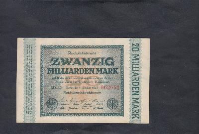 Beschrijving voorzijde: ARMS